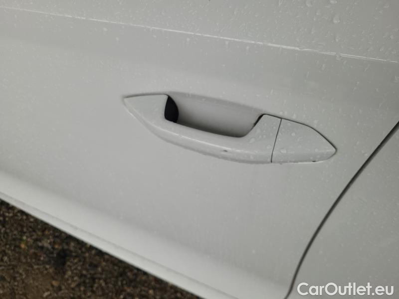  Skoda  Octavia  Combi (NX3)(2020) Oct.Combi 2.0TDI 110 Style AT #5