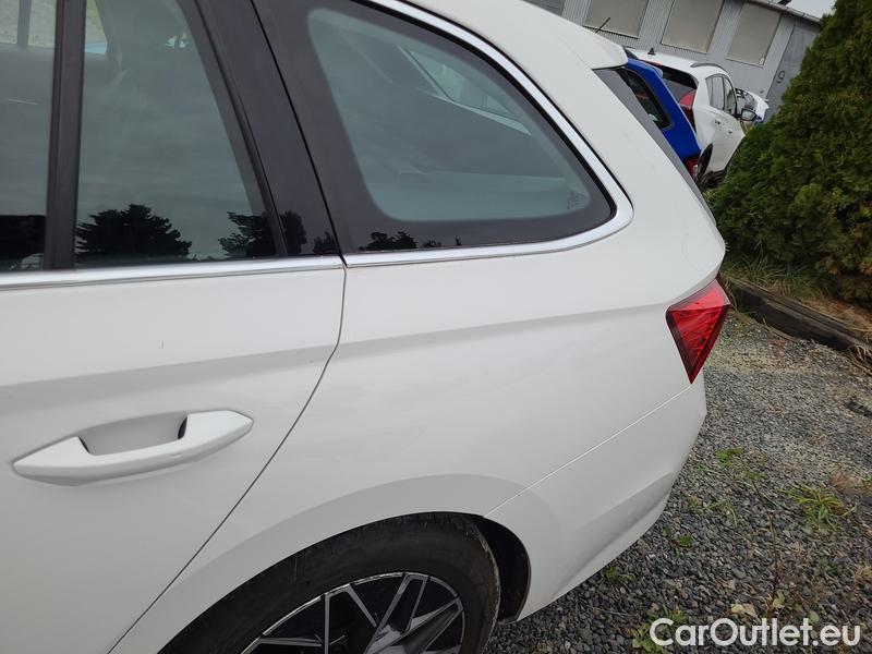  Skoda  Octavia  Combi (NX3)(2020) Oct.Combi 1.5TSI 110 Style #5