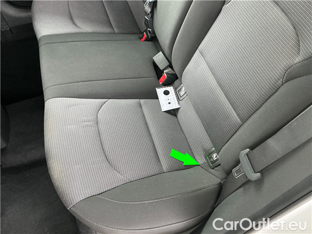  Hyundai  i30  kom.1.0TGDI Family Comf #2