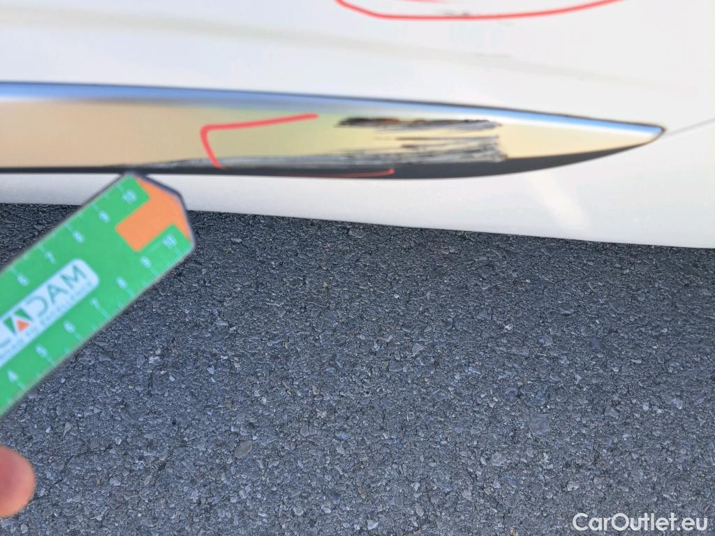  Hyundai   Ioniq HYUNDAI / 2019 / 5P / berlina con portón 1.6 GDI PHEV Klass DCT #36