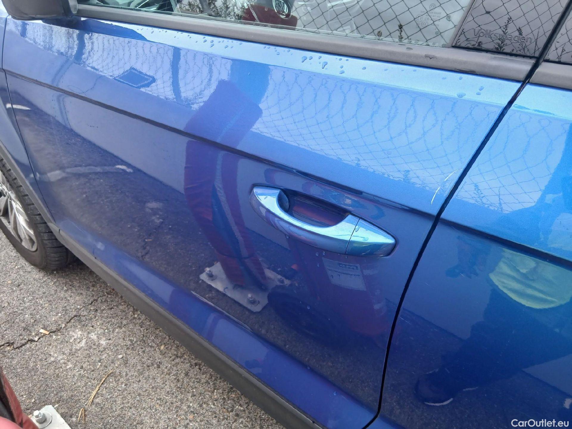  Volkswagen  T-ROC VOLKSWAGEN  / 2017 / 5P / todoterreno Advance 1.0 TSI 85kW (115CV) #13