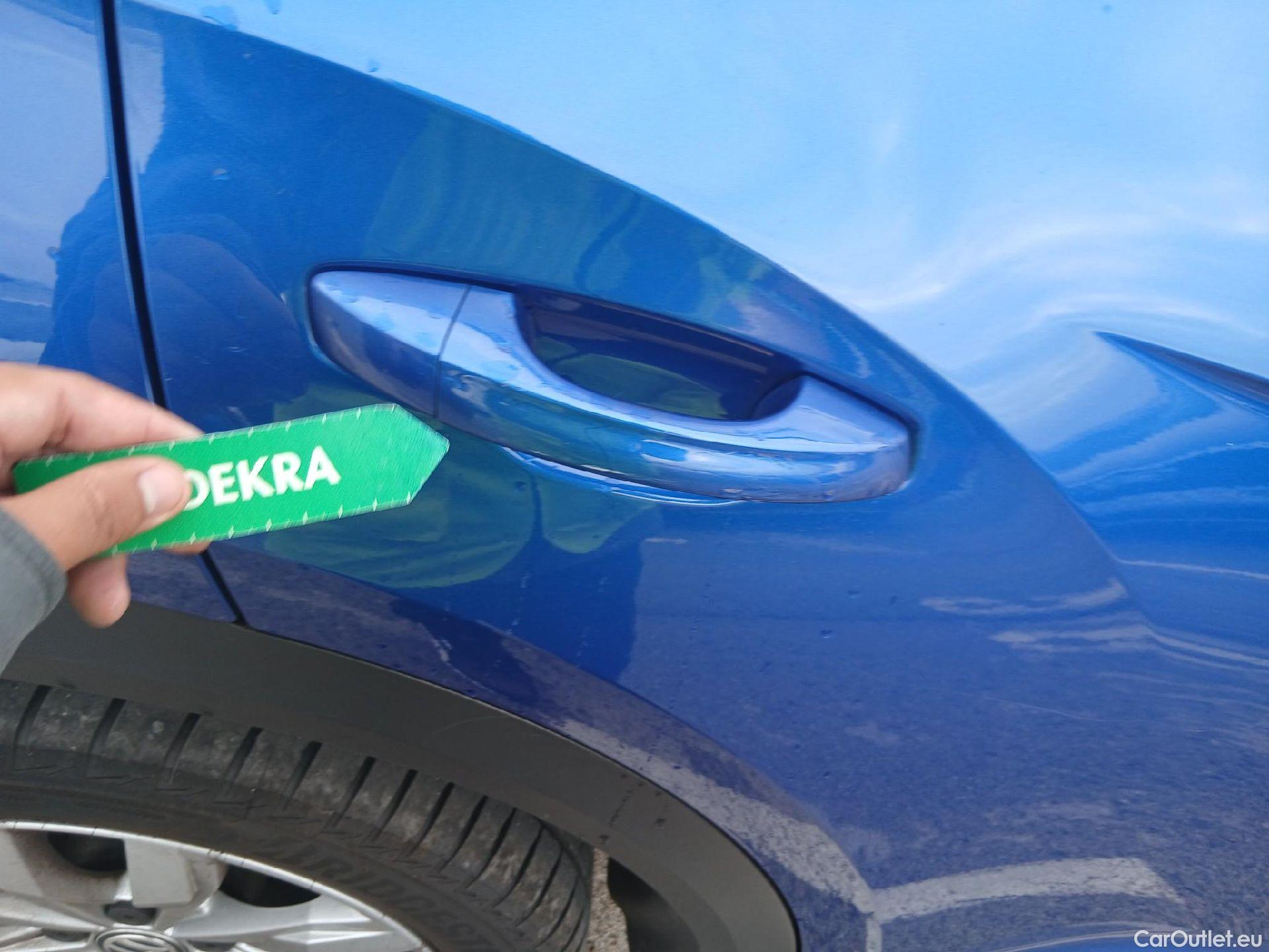  Volkswagen  T-ROC VOLKSWAGEN  / 2017 / 5P / todoterreno Advance 1.0 TSI 85kW (115CV) #21