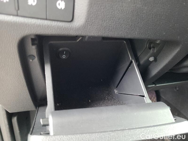  Skoda  Octavia  Combi (NX3)(2020) Oct.Combi 2.0TDI 85 Style AT #9