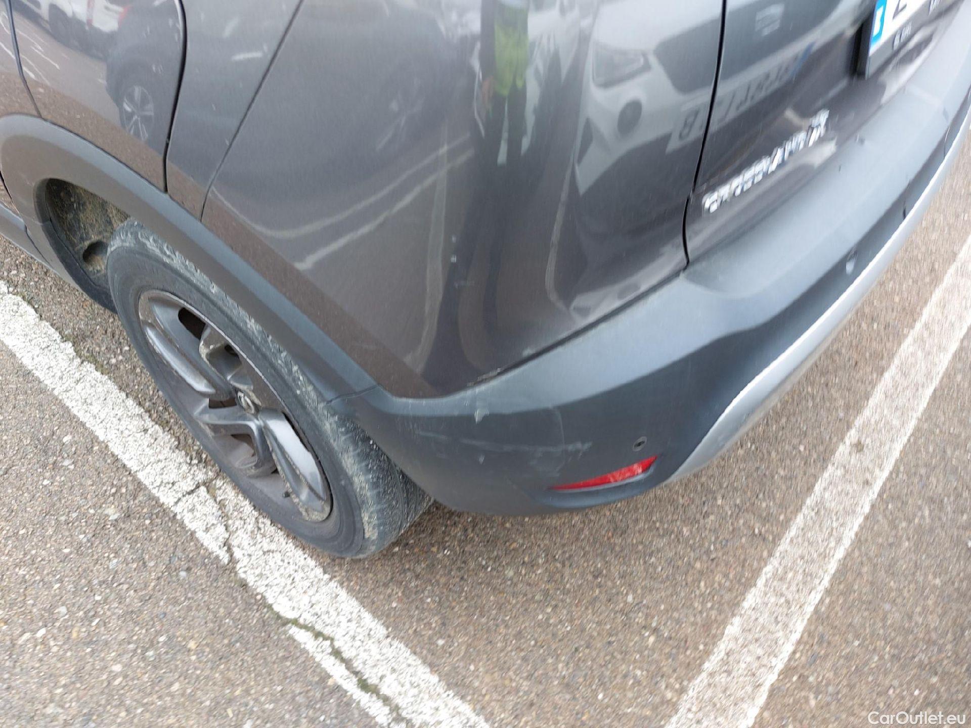  Opel  Crossland OPEL  X / 2017 / 5P / todoterreno 1.2 81kW Design Line 120 Aniversario S/S #20