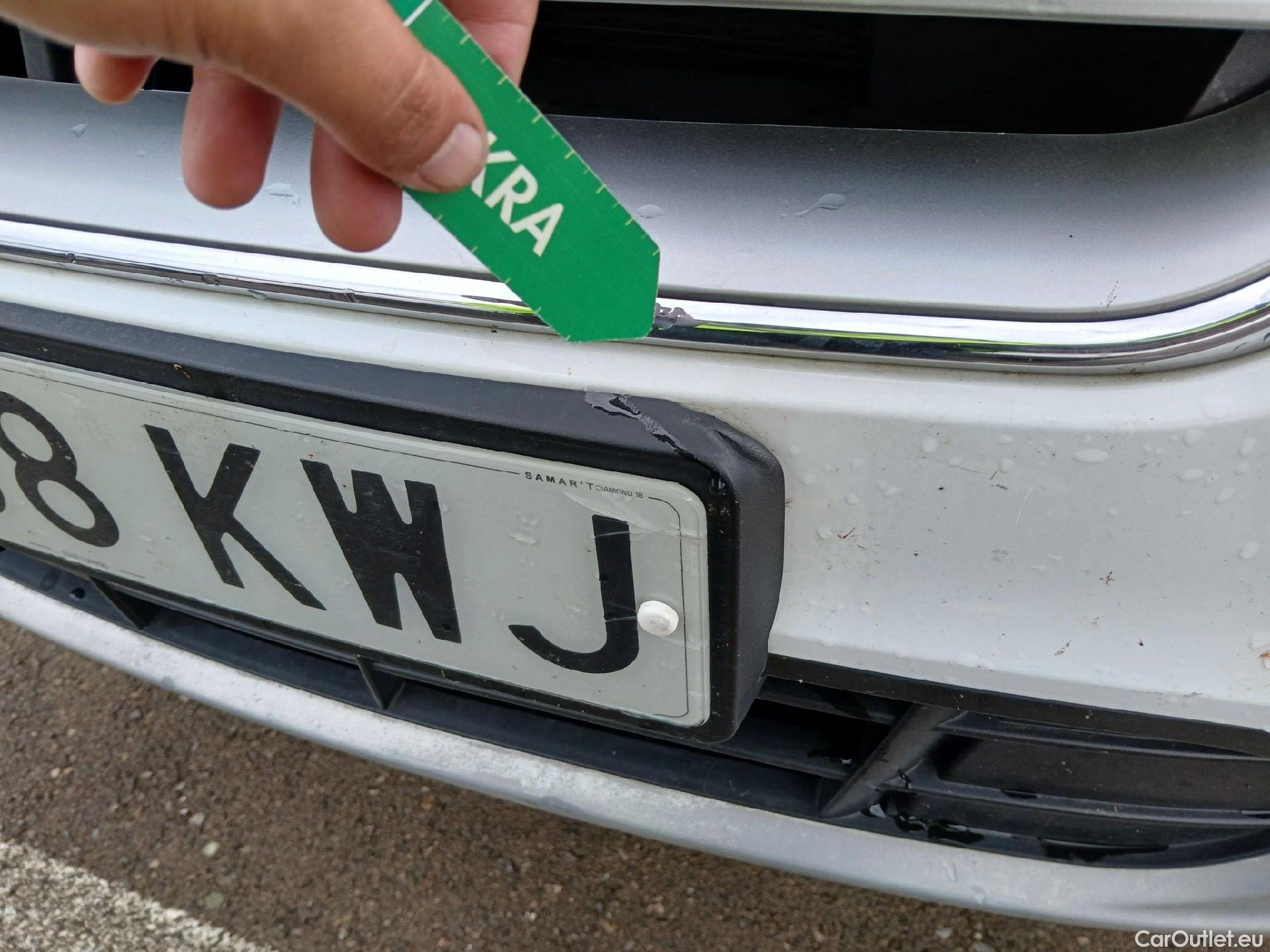  Ford  Kuga FORD  / 2016 / 5P / todoterreno 1.5 EcoBoost 88kW 4x2 Trend+ (CX) #12