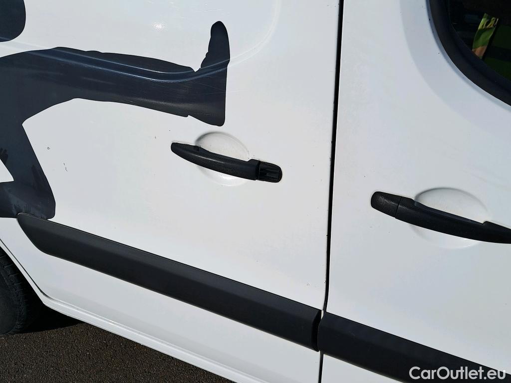  Peugeot  Partner PEUGEOT  VU 4p 2G furgón derivado de Furgón Confort PackL2 BlueHDi 73KW (100) #24