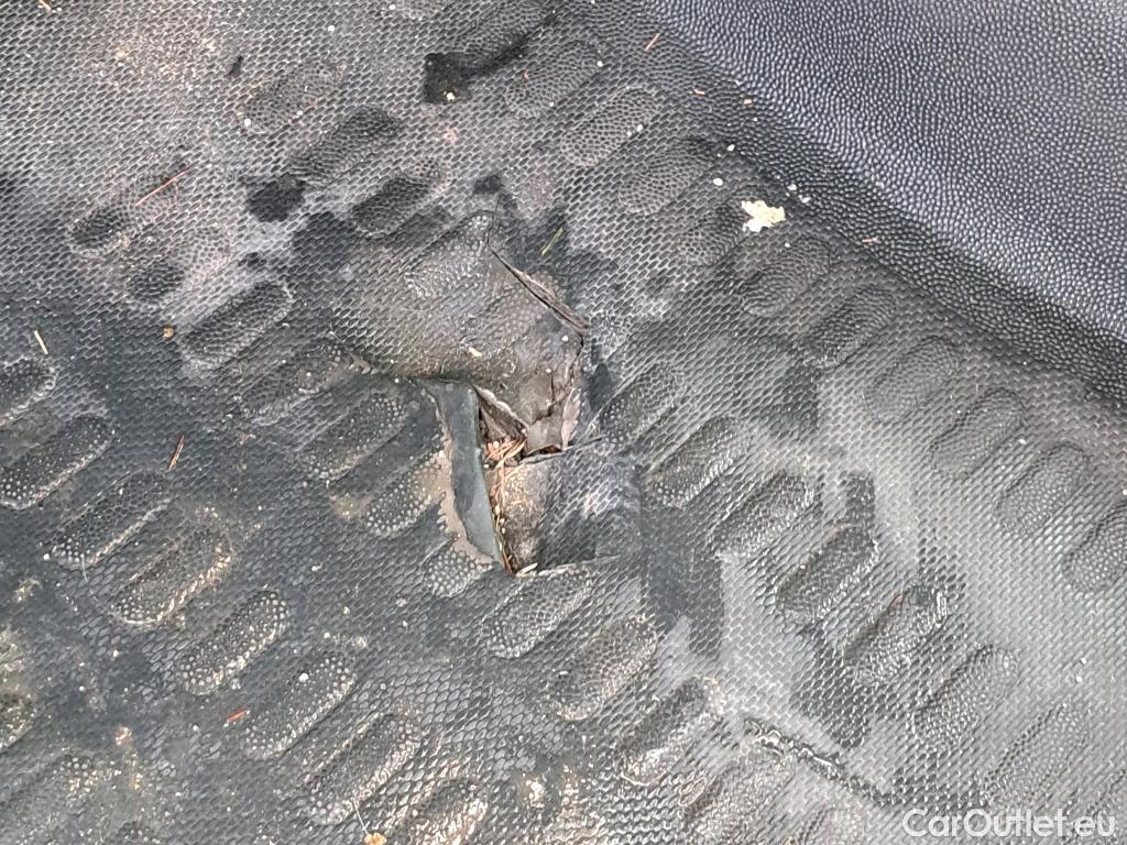  Peugeot  Partner PEUGEOT  VU 4p 2G furgón derivado de Furgón Confort PackL2 BlueHDi 73KW (100) #21