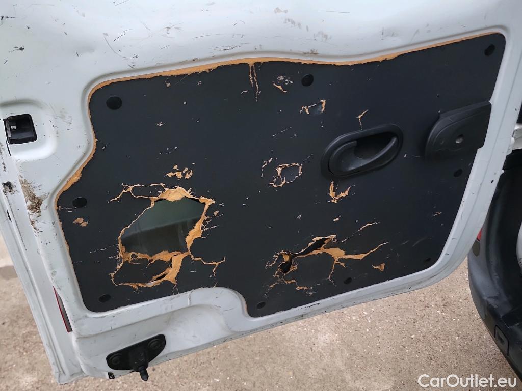  Renault  Kangoo RENAULT  Furgón/2013/4P/furgón derivado de turismo Profesional Maxi 5p dCi 81 kW (110 CV) #9