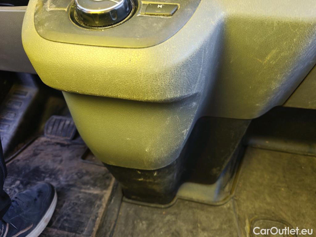  Peugeot  Expert PEUGEOT  / 2016 / 4P / furgón Furgón Premium 2.0 BlueHDi 120 EAT8 Stan #33