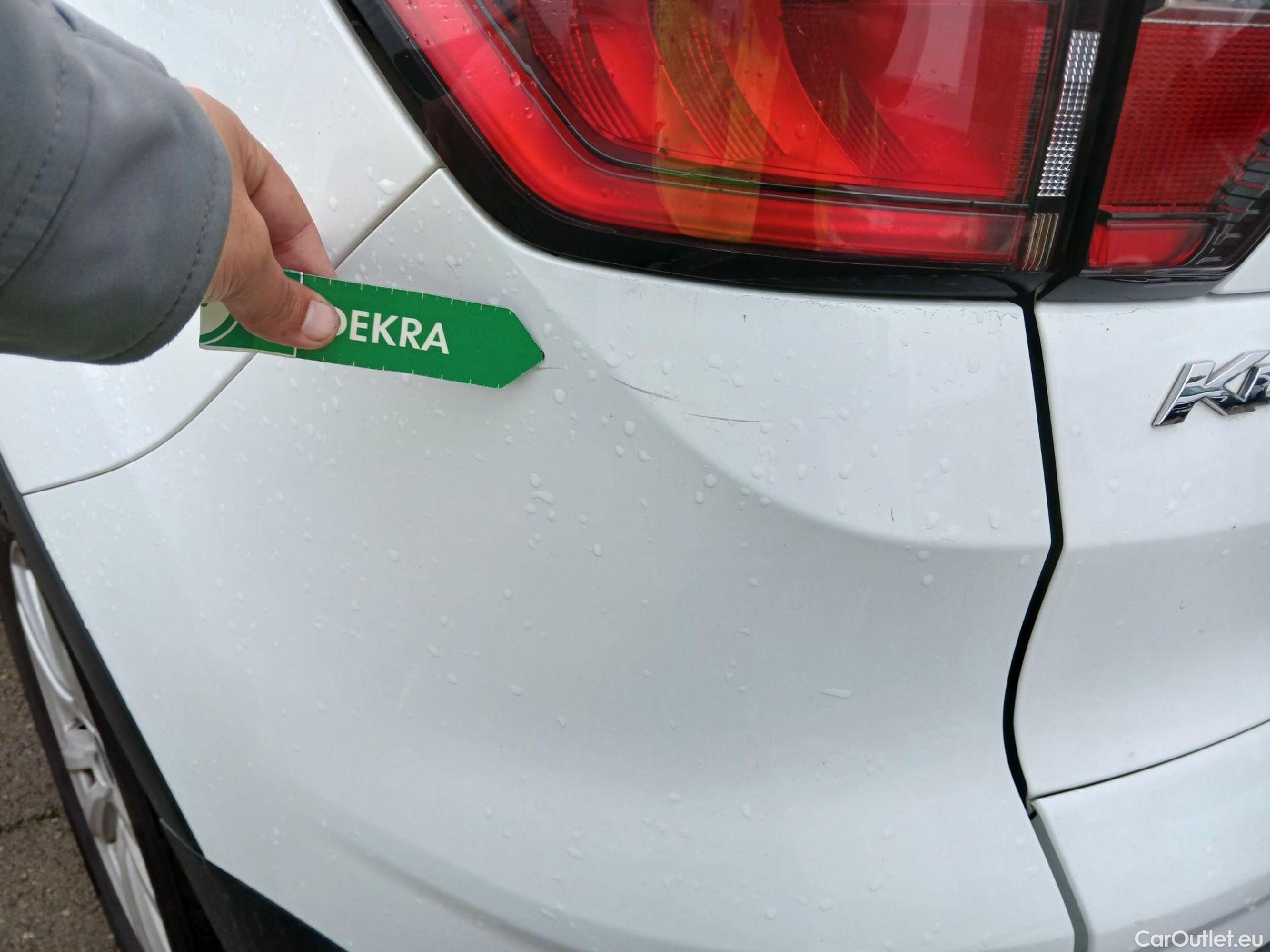  Ford  Kuga FORD  / 2016 / 5P / todoterreno 1.5 EcoBoost 88kW 4x2 Trend+ (CX) #24