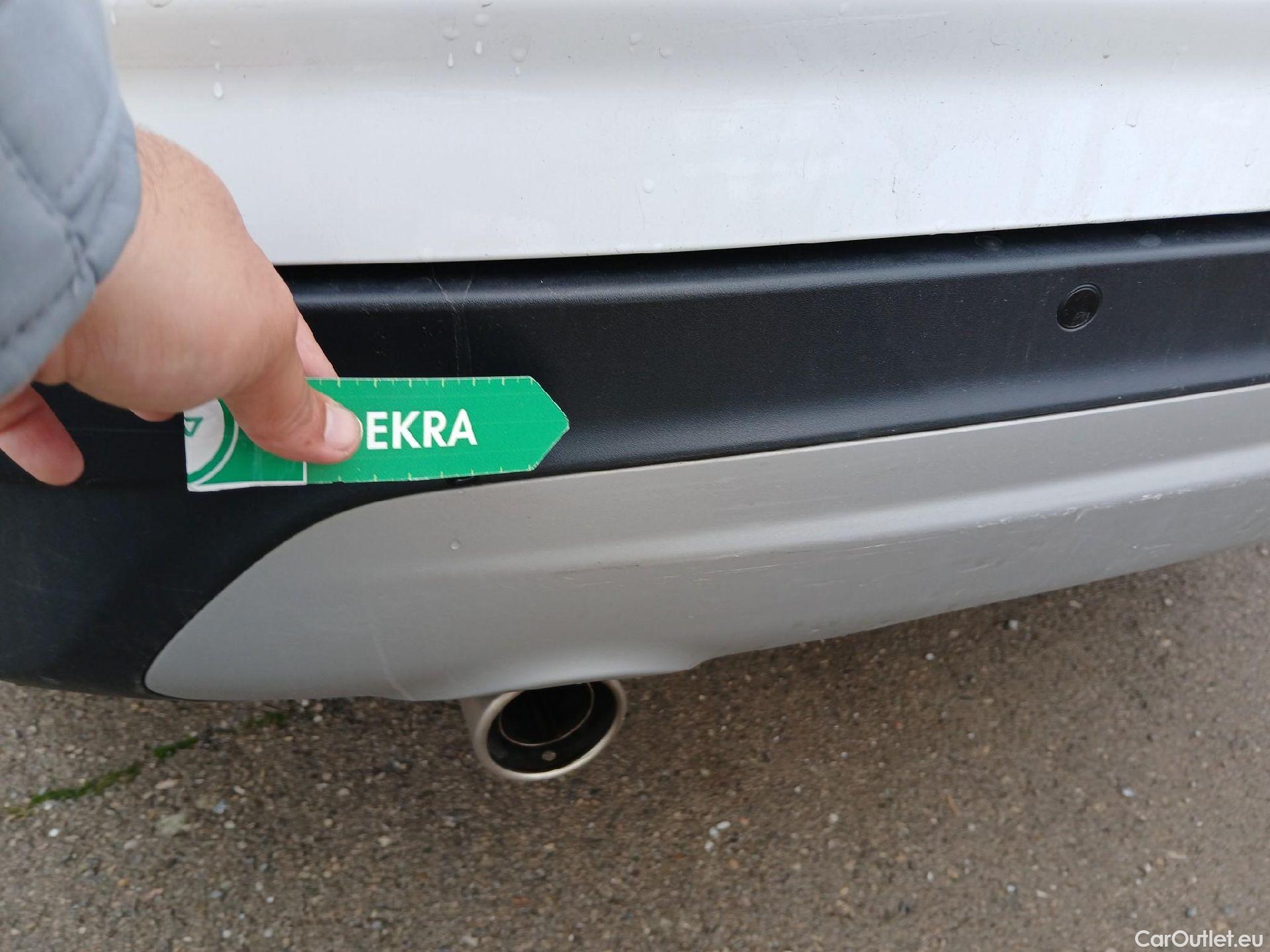  Ford  Kuga FORD  / 2016 / 5P / todoterreno 1.5 EcoBoost 88kW 4x2 Trend+ (CX) #25