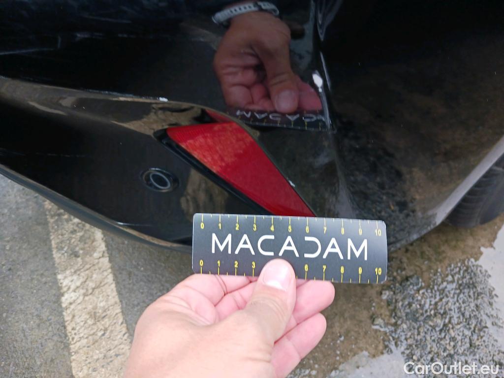  Ford  Focus FORD  / 2018 / 5P / berlina con portón 2.0 Ecoblue 110kW Titanium Auto #24