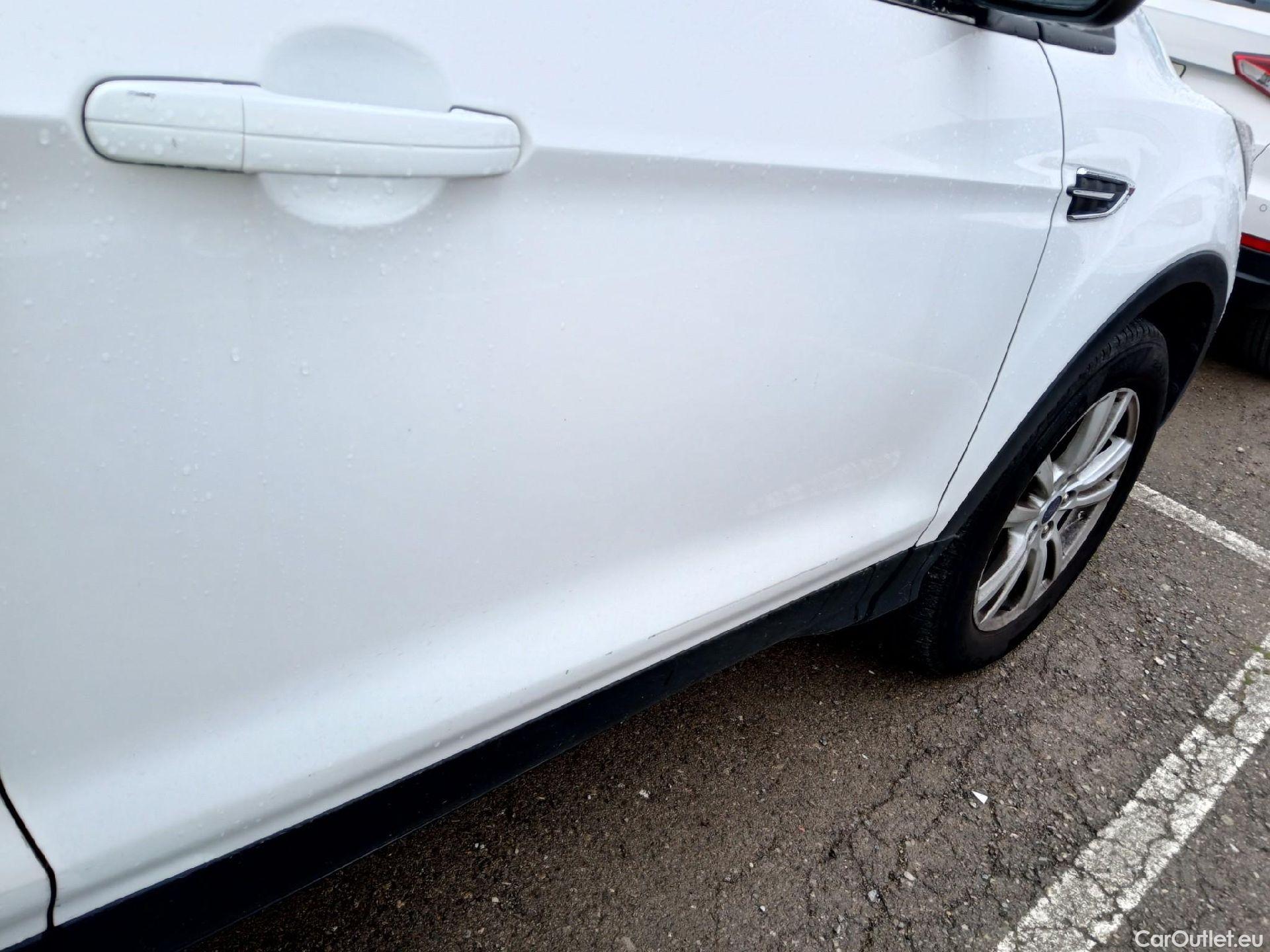  Ford  Kuga FORD  / 2016 / 5P / todoterreno 1.5 EcoBoost 88kW 4x2 Trend+ (CX) #43