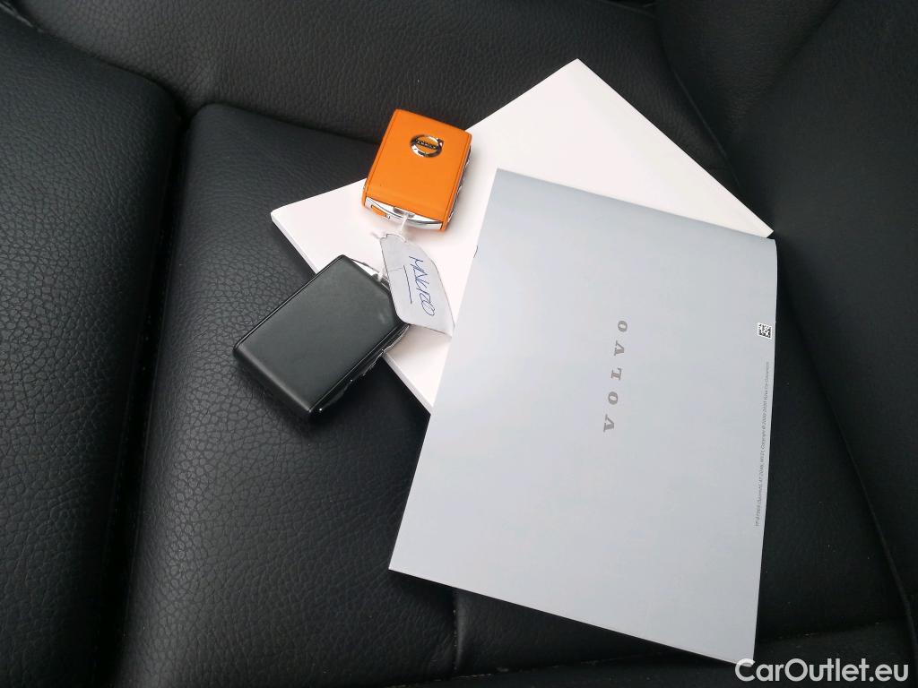  Volvo  XC60 VOLVO  / 2017 / 5P / todoterreno 2.0 T6 AWD Recharge Inscription Auto #23