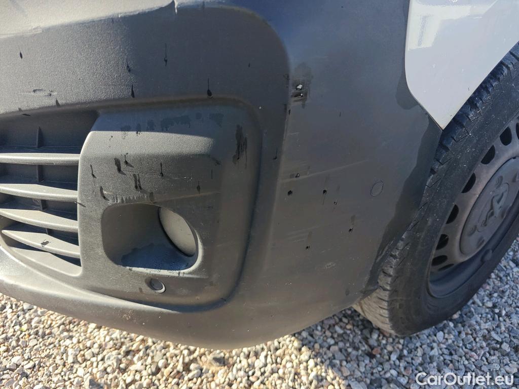  Peugeot  Expert PEUGEOT  / 2016 / 4P / furgón Furgón Premium 2.0 BlueHDi 120 EAT8 Stan #52