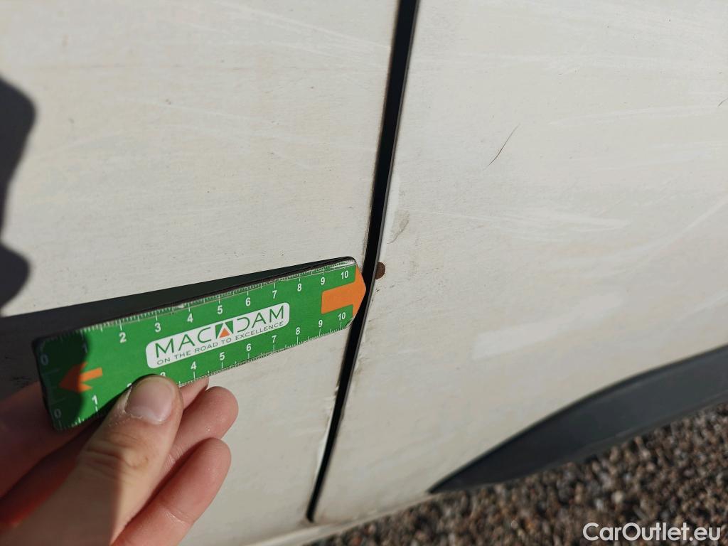  Peugeot  Expert PEUGEOT  / 2016 / 4P / furgón Furgón Premium 2.0 BlueHDi 120 EAT8 Stan #16