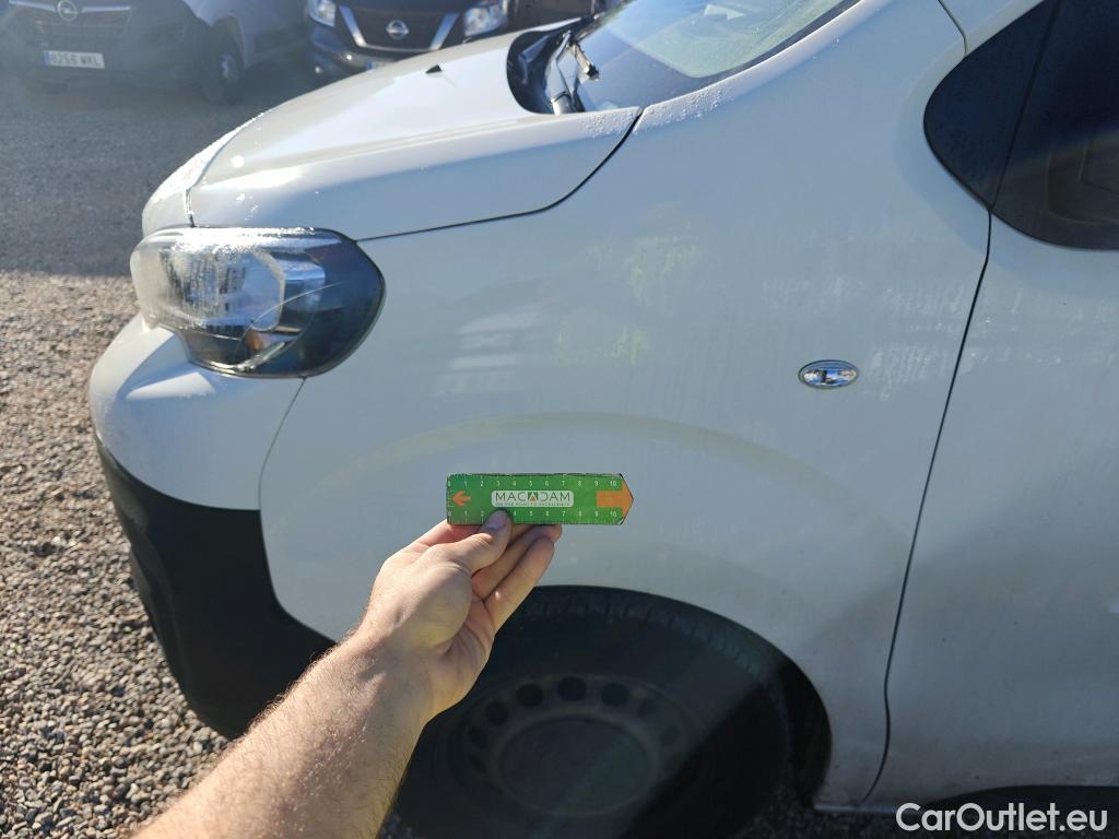  Peugeot  Expert PEUGEOT  / 2016 / 4P / furgón Furgón Premium 2.0 BlueHDi 120 EAT8 Stan #66