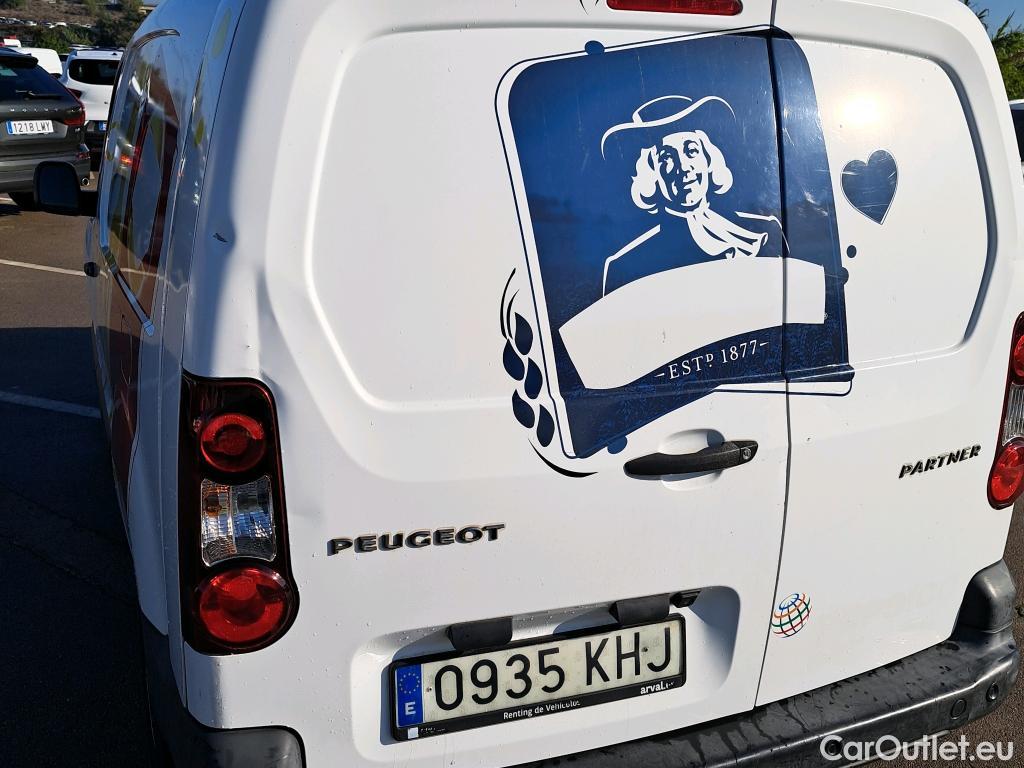  Peugeot  Partner PEUGEOT  VU 4p 2G furgón derivado de Furgón Confort PackL2 BlueHDi 73KW (100) #5