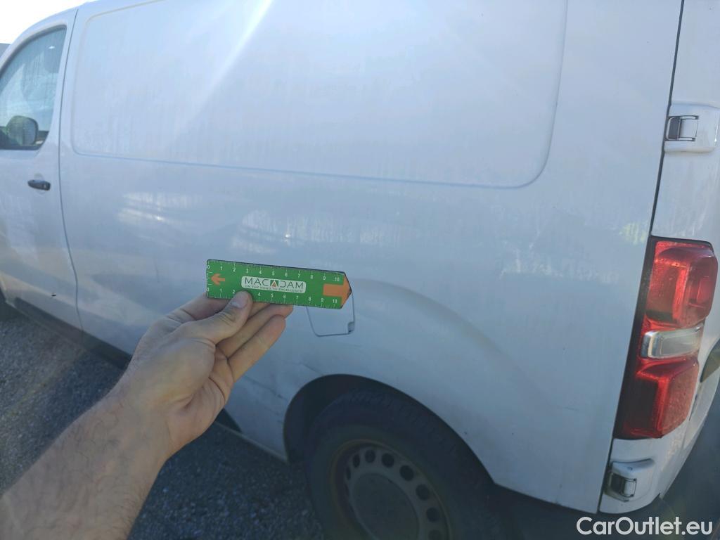  Peugeot  Expert PEUGEOT  / 2016 / 4P / furgón Furgón Premium 2.0 BlueHDi 120 EAT8 Stan #1