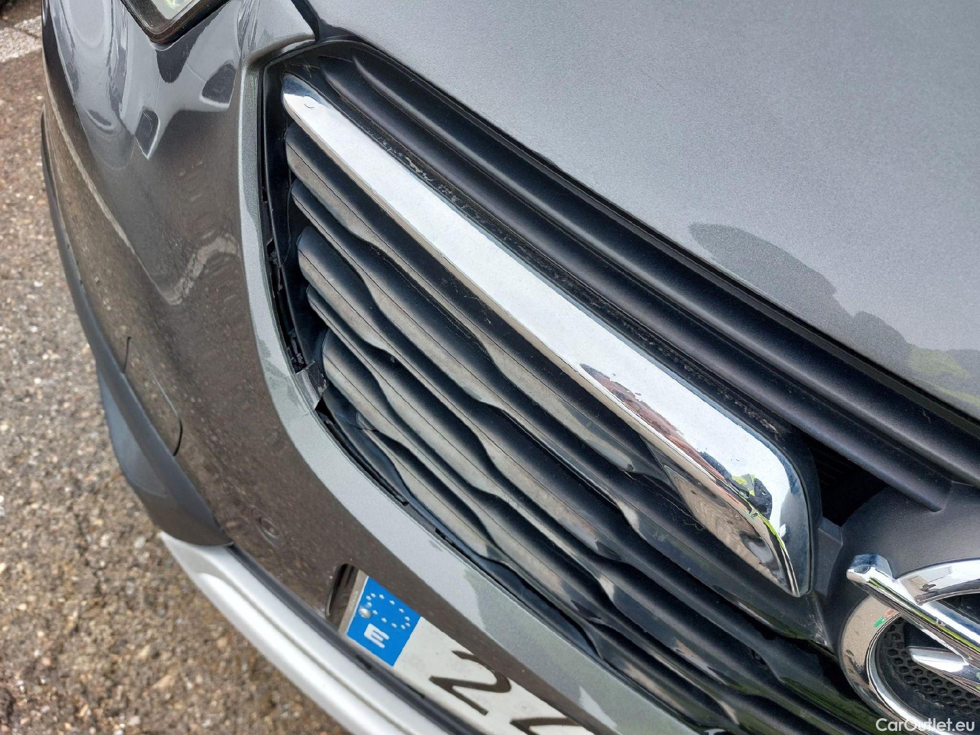  Opel  Crossland OPEL  X / 2017 / 5P / todoterreno 1.2 81kW Design Line 120 Aniversario S/S #5