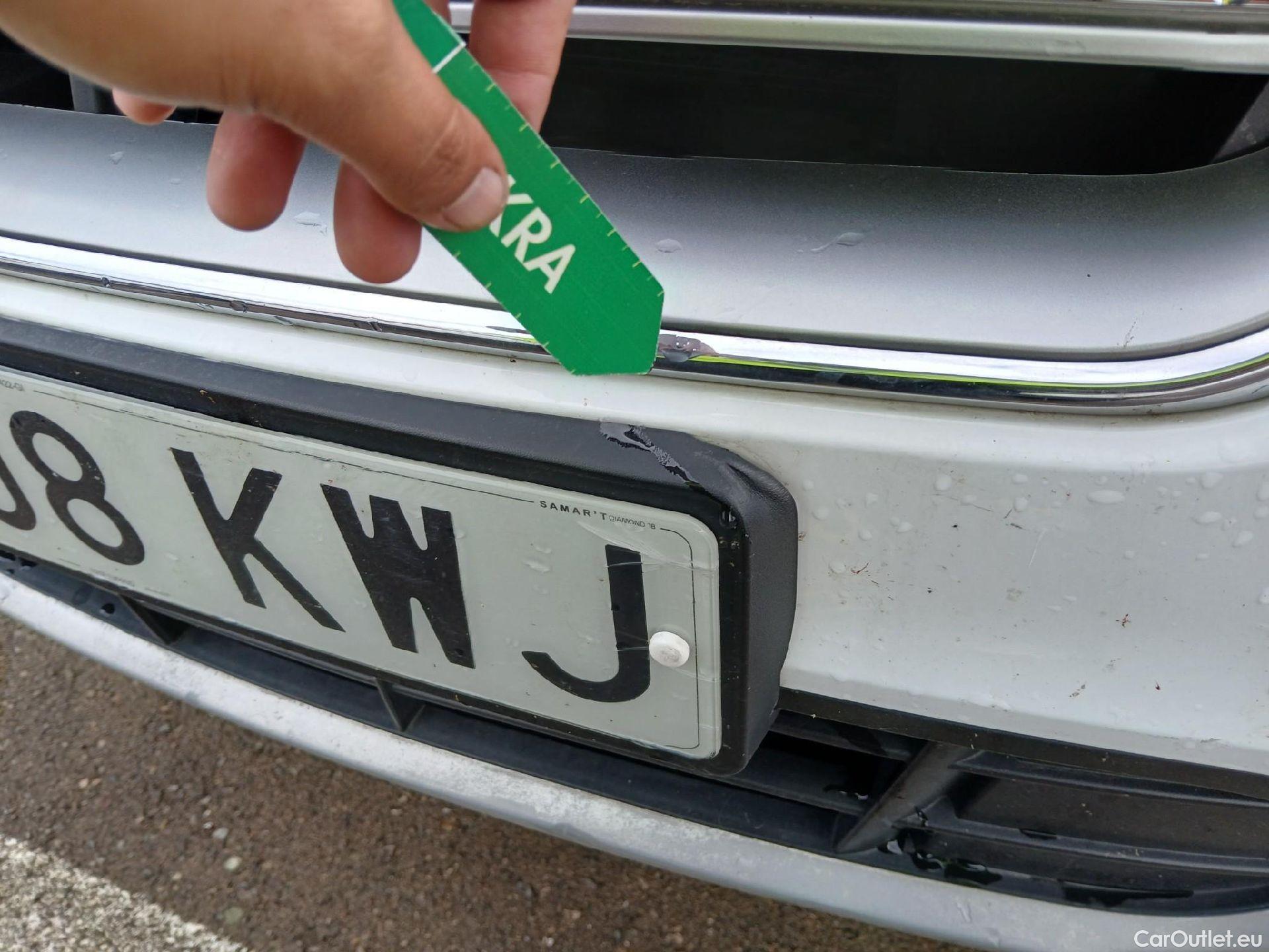  Ford  Kuga FORD  / 2016 / 5P / todoterreno 1.5 EcoBoost 88kW 4x2 Trend+ (CX) #13