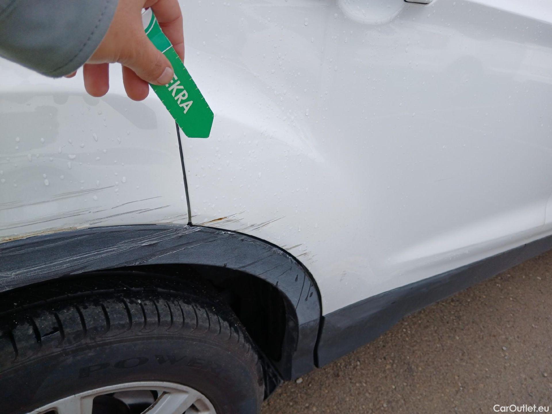  Ford  Kuga FORD  / 2016 / 5P / todoterreno 1.5 EcoBoost 88kW 4x2 Trend+ (CX) #41