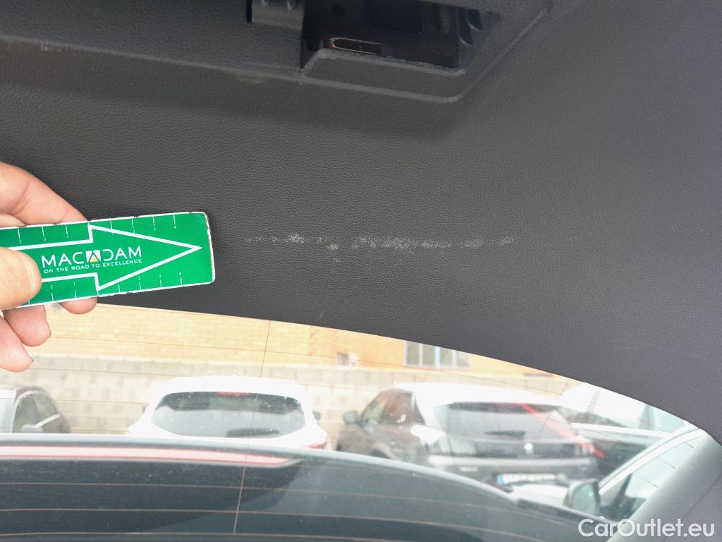  Volkswagen  Golf  VOLKSWAGEN / 2020 / 5P / berlina con portón Life 2.0 TDI 85kW (115CV) #10