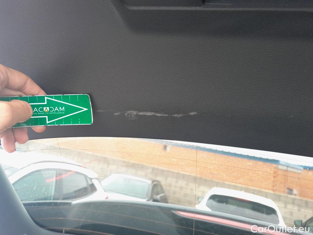  Volkswagen  Golf  VOLKSWAGEN / 2020 / 5P / berlina con portón Life 2.0 TDI 85kW (115CV) #11