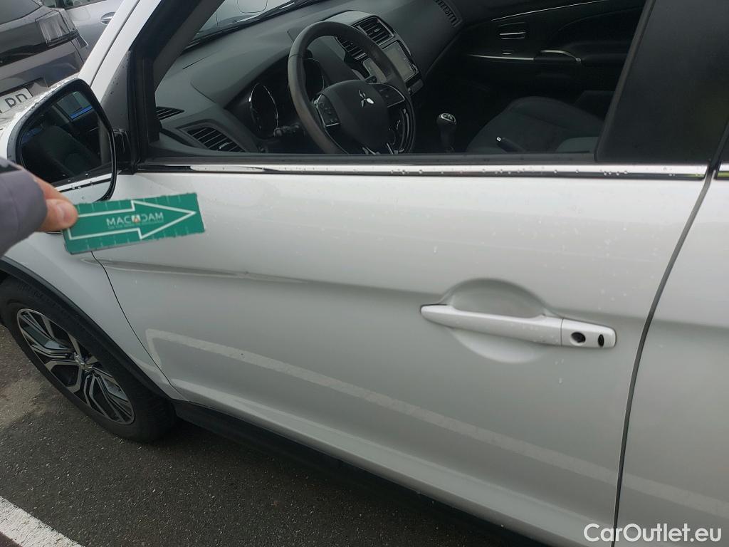  Mitsubishi  ASX MITSUBISHI  / 2017 / 5P / todoterreno 160 MPI Kaiteki #23