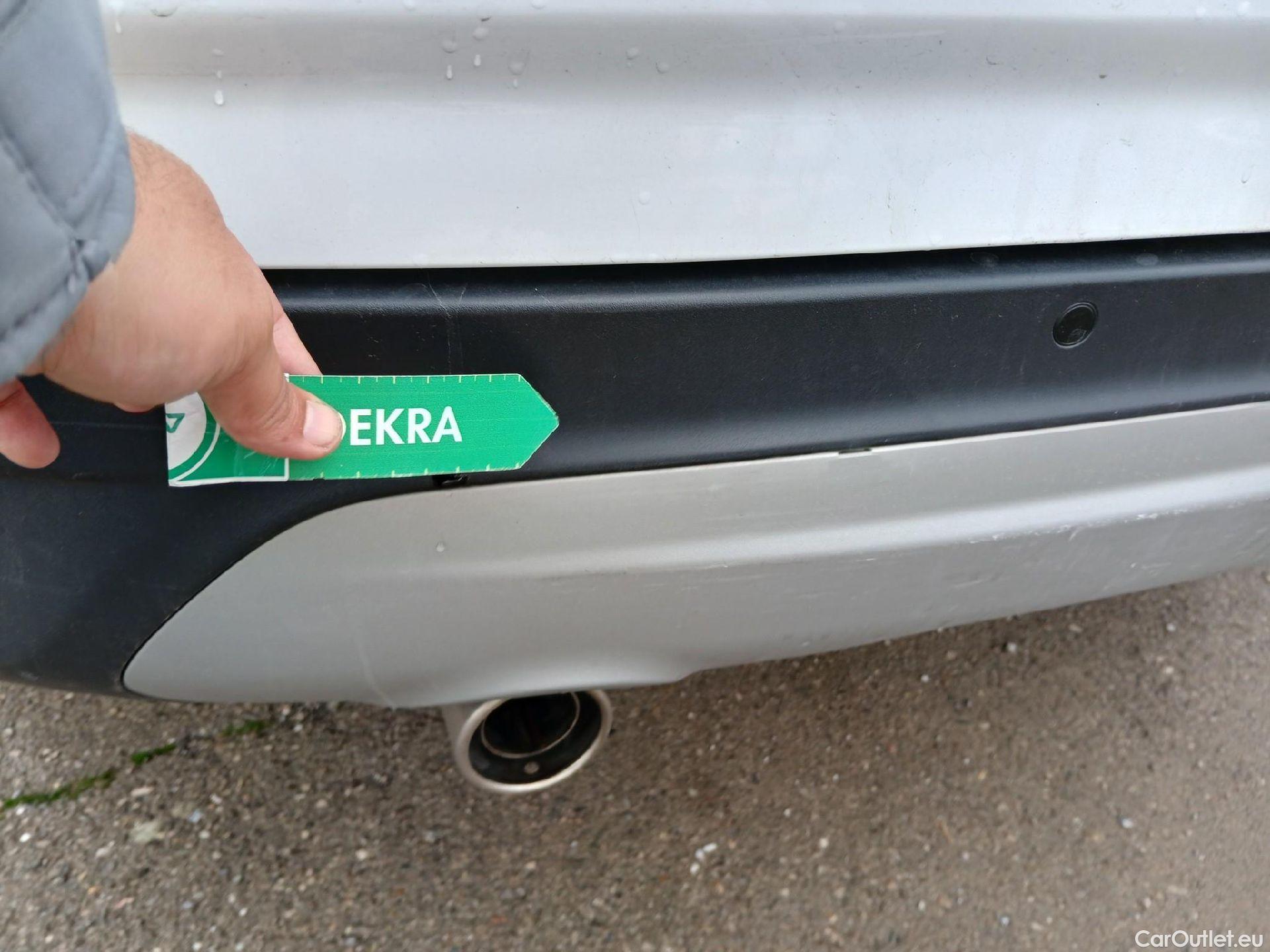  Ford  Kuga FORD  / 2016 / 5P / todoterreno 1.5 EcoBoost 88kW 4x2 Trend+ (CX) #26