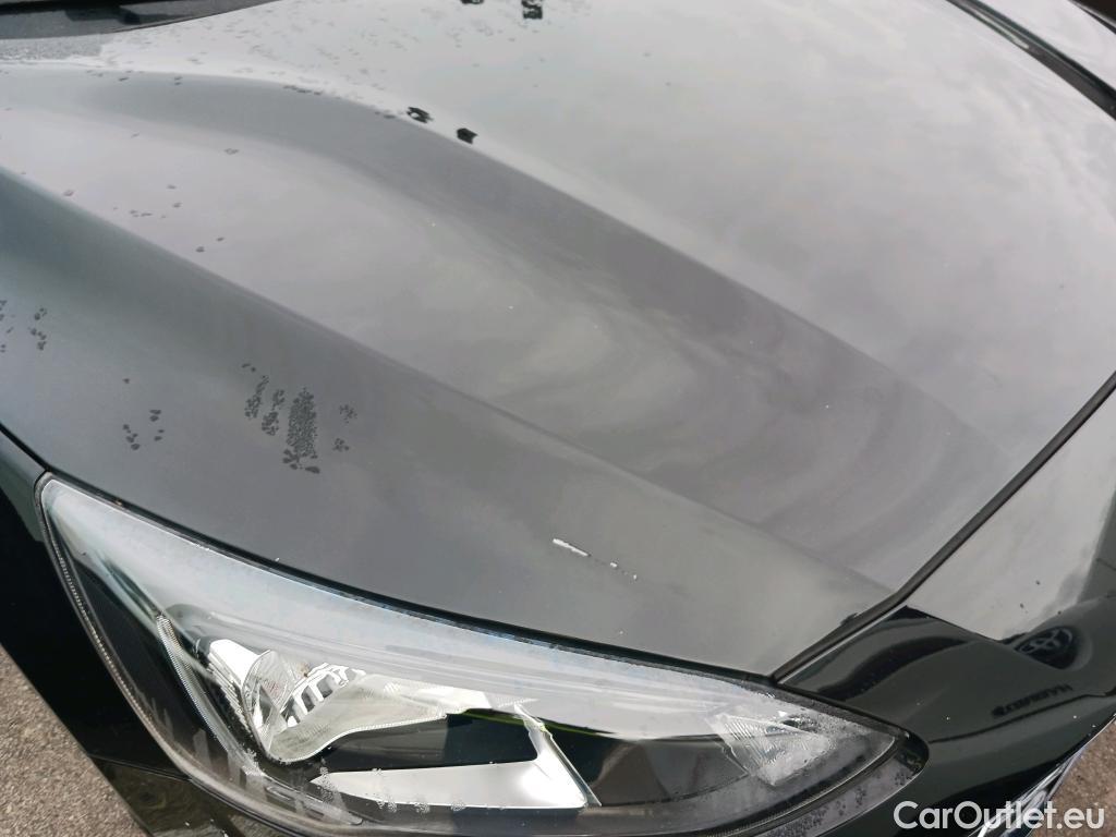  Ford  Focus FORD  / 2018 / 5P / berlina con portón 2.0 Ecoblue 110kW Titanium Auto #8