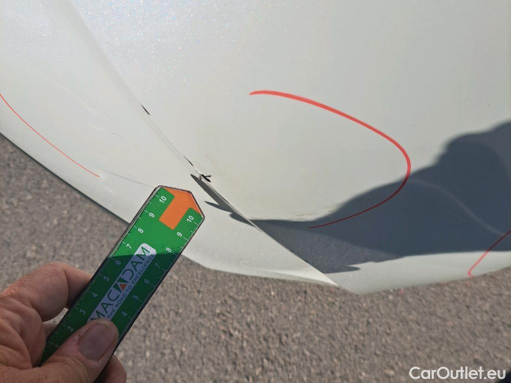  Toyota  Corolla TOYOTA  / 2020 / 5P / berlina con portón 2.0 180H STYLE E-CVT #25