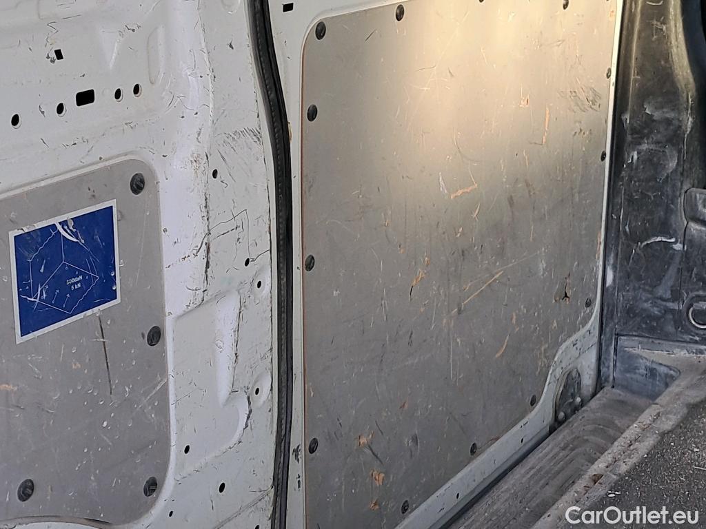  Mercedes  Vito  Tourer 109/110/111/114 CDI FWD Larga (447.703) 1.7 100CV MT6 E6dT #43