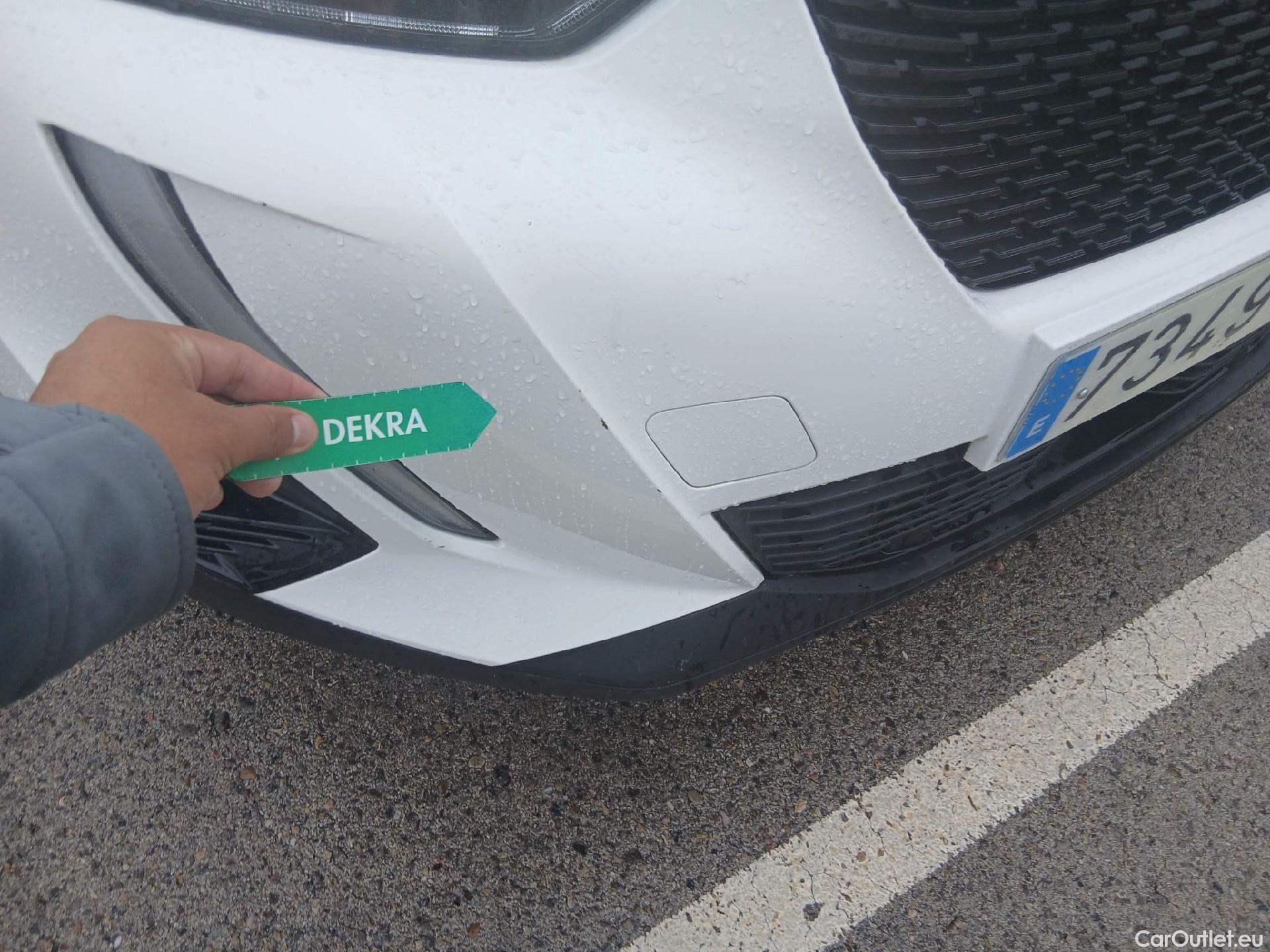  Peugeot  2008 PEUGEOT  / 2019 / 5P / todoterreno Active BlueHDI 81kW (110CV) #4