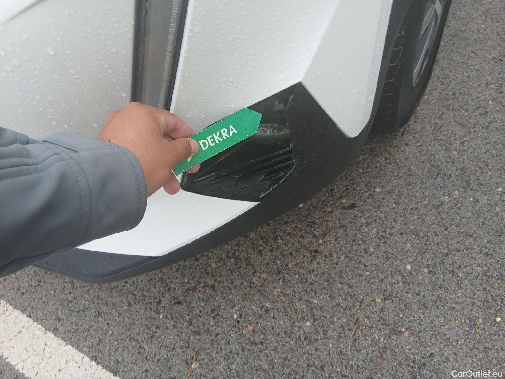  Peugeot  2008 PEUGEOT  / 2019 / 5P / todoterreno Active BlueHDI 81kW (110CV) #5