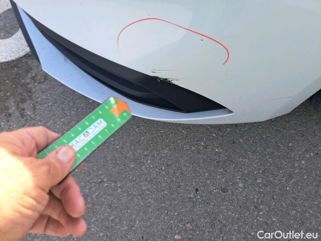  Land Rover  Discovery SEAT Nuevo León / 2020 / 5P / berlina con portón 1.5 TSI 96kW S&S Style Go(SP) #34