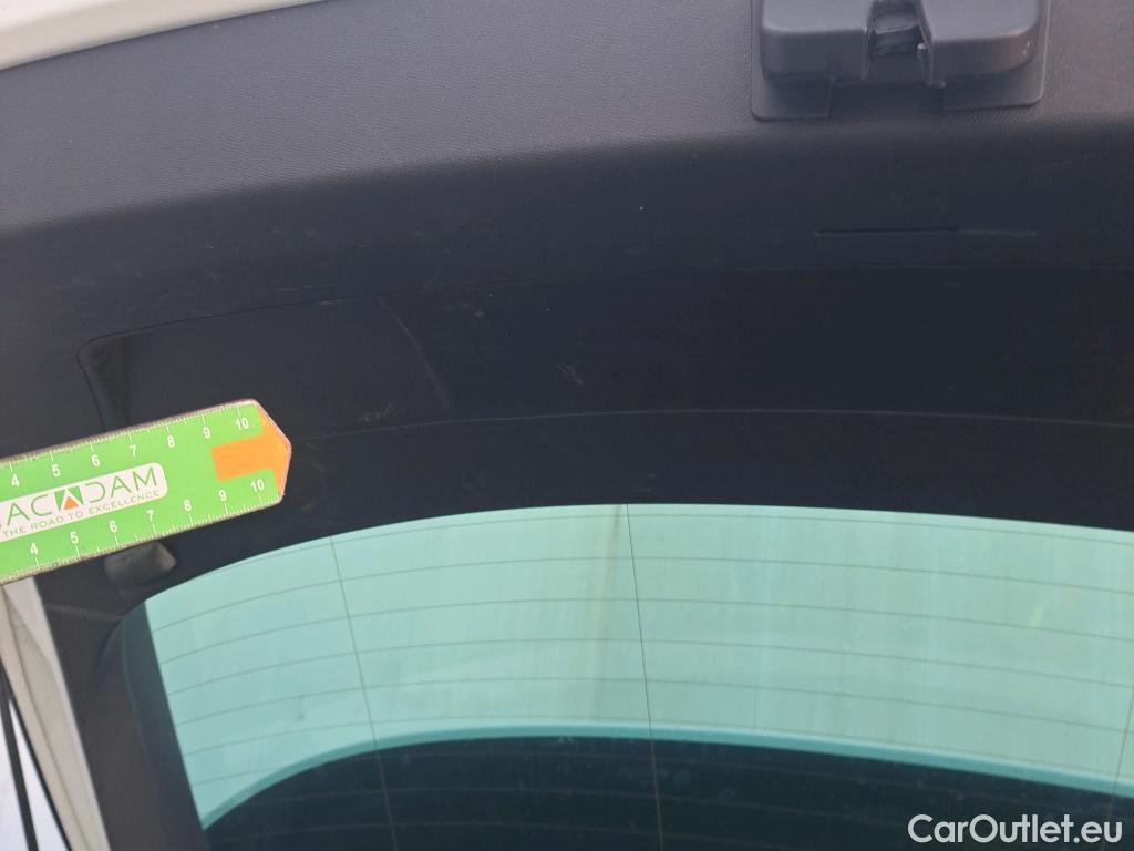  Land Rover  Discovery SEAT Nuevo León / 2020 / 5P / berlina con portón 1.5 TSI 96kW S&S Style Go(SP) #28