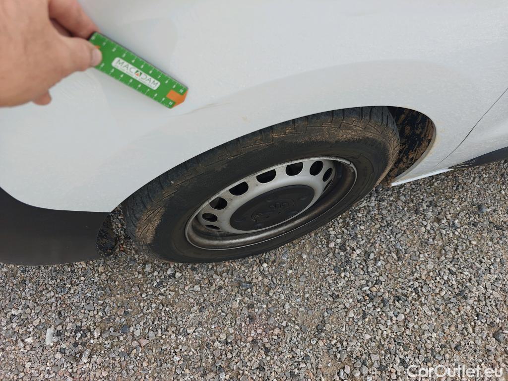  Peugeot  Expert  Furgón Pro Doble Cab Repliable Standard 1.5 HDI 120CV MT6 E6d #38