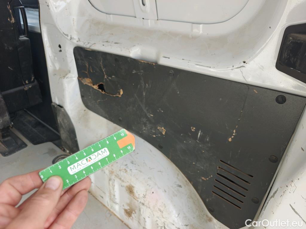  Peugeot  Expert  Furgón Pro Doble Cab Repliable Standard 1.5 HDI 120CV MT6 E6d #2