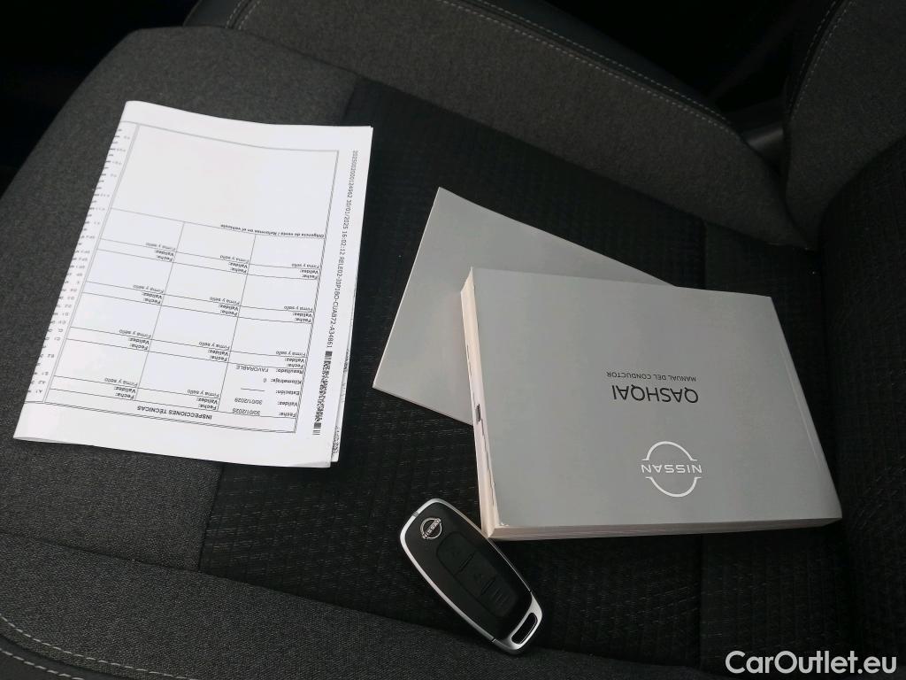  Land Rover  Discovery NISSAN QASHQAI / 2024 / 5P / todoterreno DIG-T 103kW N-Connecta #1