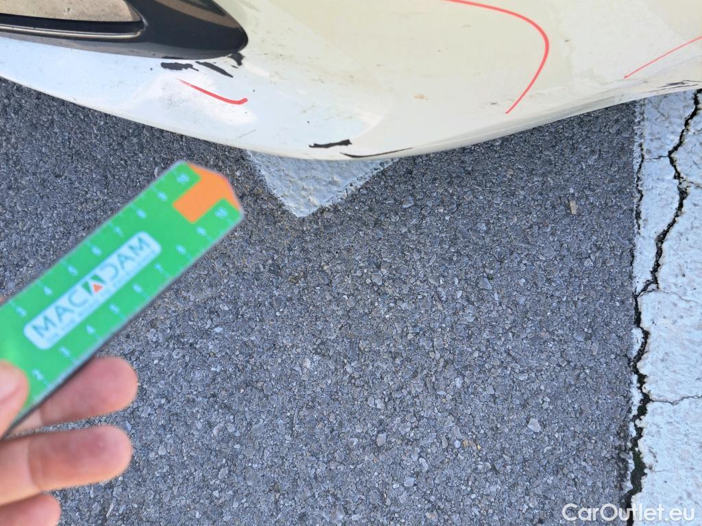  Toyota  Corolla TOYOTA  / 2020 / 5P / berlina con portón 2.0 180H STYLE E-CVT #30