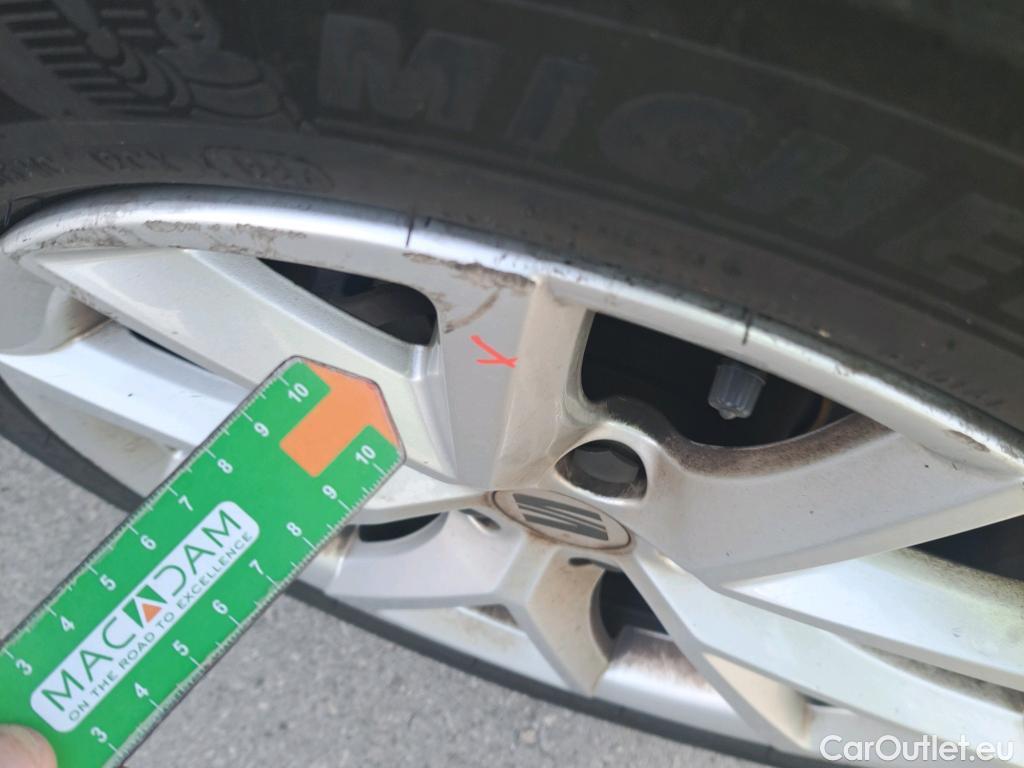  Land Rover  Discovery SEAT Nuevo León / 2020 / 5P / berlina con portón 1.5 TSI 96kW S&S Style Go(SP) #23