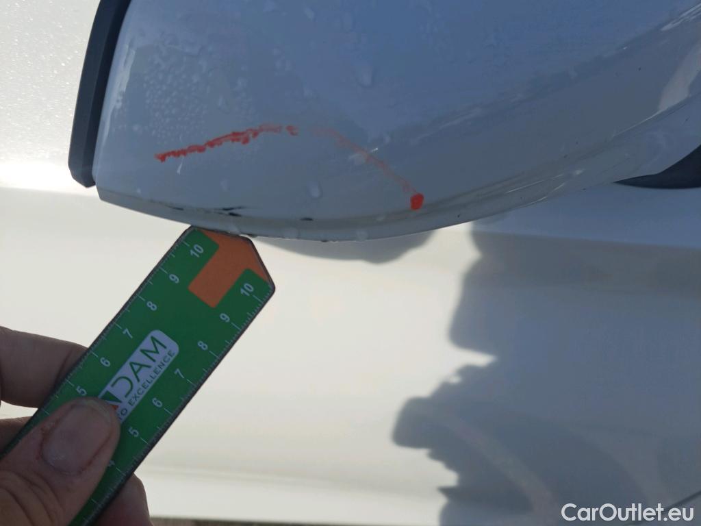  Land Rover  Discovery SEAT Nuevo León / 2020 / 5P / berlina con portón 1.5 TSI 96kW S&S Style Go(SP) #50