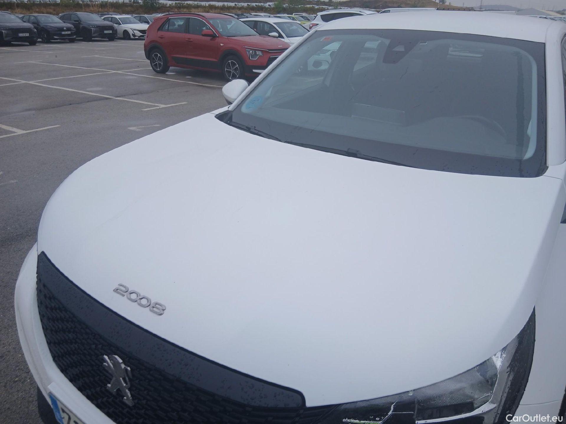  Peugeot  2008 PEUGEOT  / 2019 / 5P / todoterreno Active BlueHDI 81kW (110CV) #7