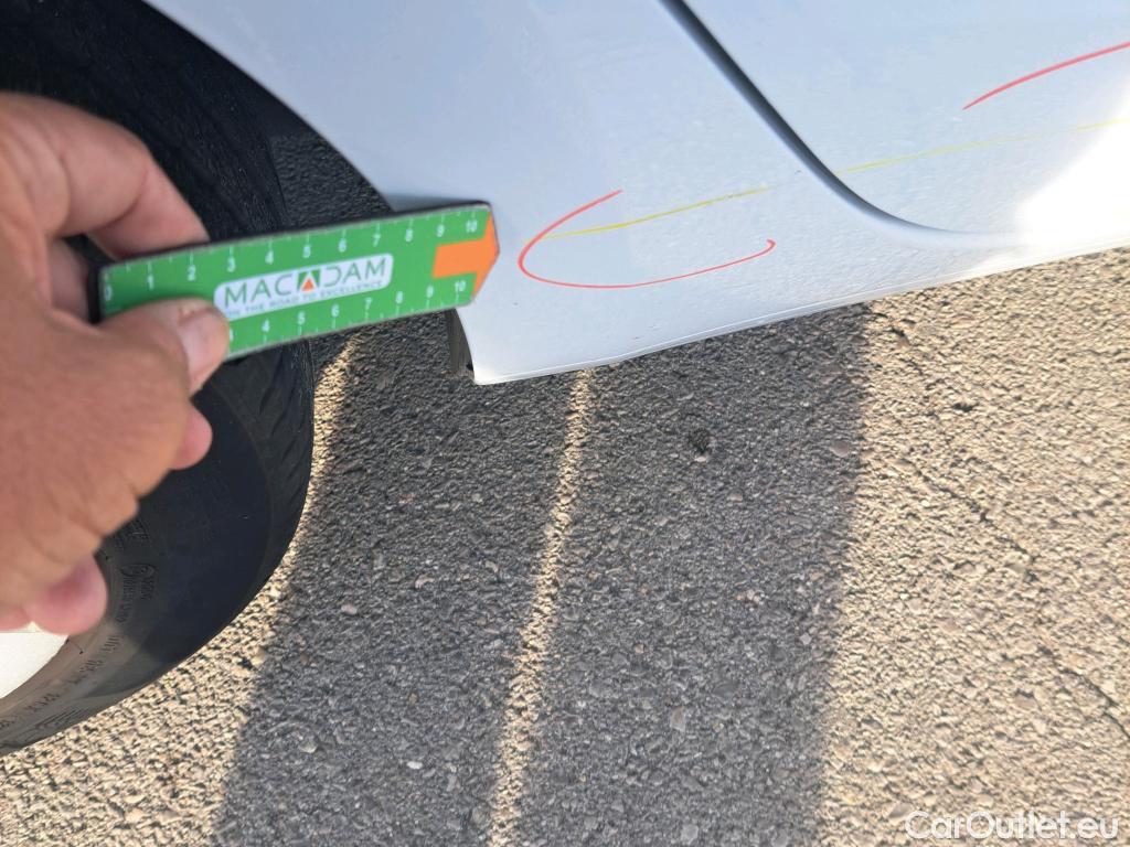  Land Rover  Discovery SEAT Nuevo León / 2020 / 5P / berlina con portón 1.5 TSI 96kW S&S Style Go(SP) #8