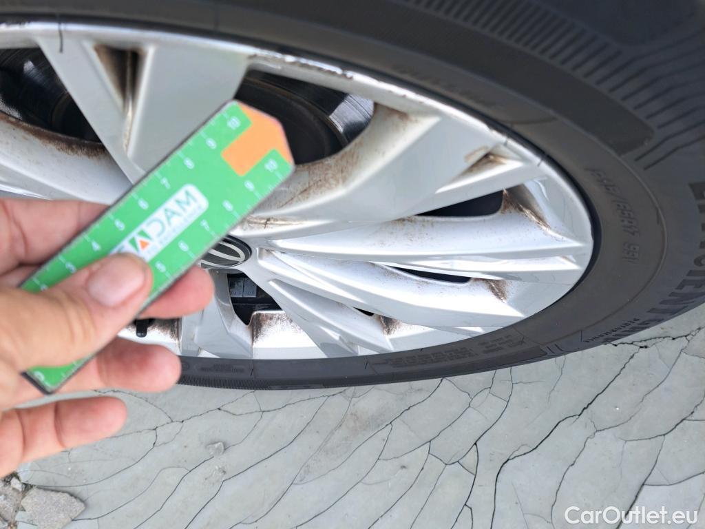  Volkswagen  Tiguan VOLKSWAGEN  / 2016 / 5P / todoterreno Advance 2.0 TDI 110kW (150CV) DSG #7