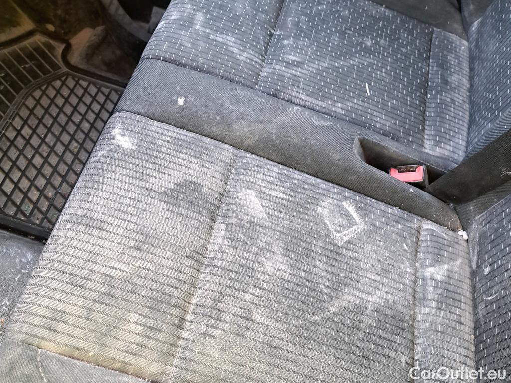  Mercedes  Vito  Tourer 109/110/111/114 CDI FWD Larga (447.703) 1.7 100CV MT6 E6dT #30