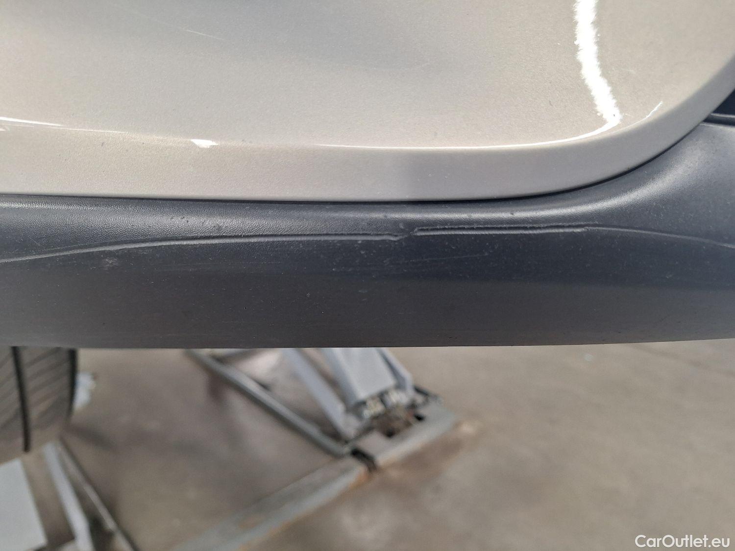  DS  DS7 DS,  CB '17 PHEV, DS 7 Crossback E-Tense 4x4 Rivoli 5d #23