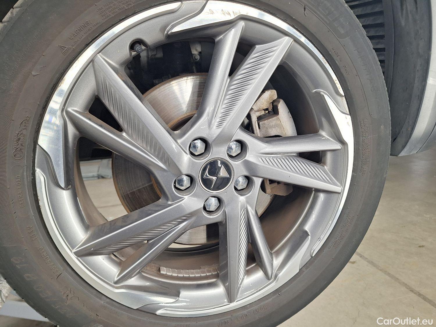  DS  DS7 DS,  CB '17 PHEV, DS 7 Crossback E-Tense 4x4 Rivoli 5d #1