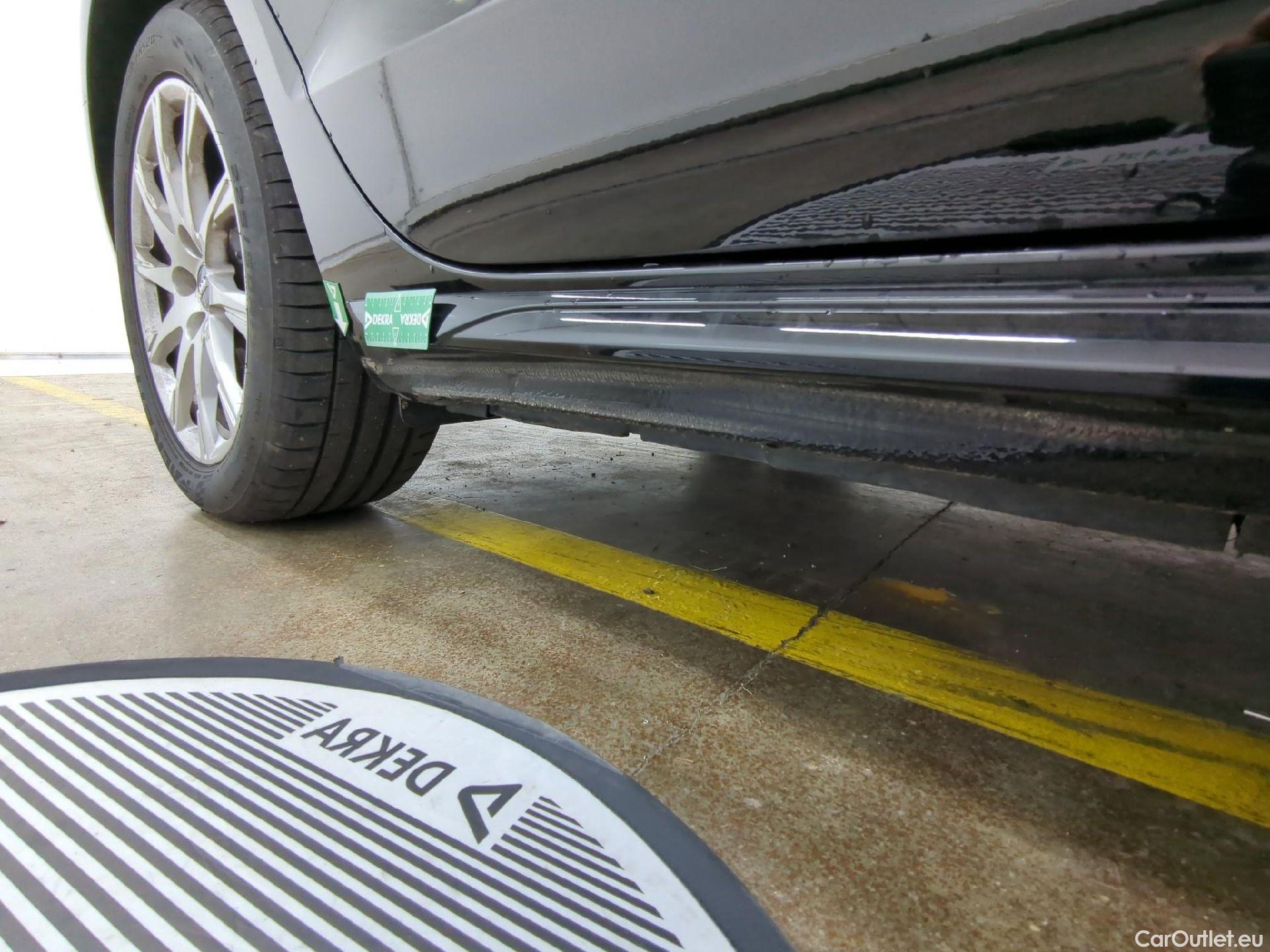  Audi  A4 AUDI  Avant / 2019 / 5P / Break 35 TFSI 150 S tronic Business line #12